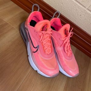 Nike Air Max 2090